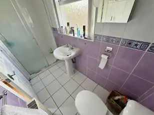 37 Hillsborough DriveImage 10