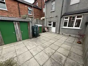 238 Ravenhill AvenueImage 21