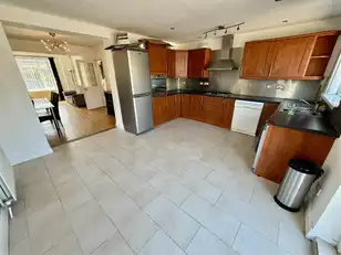 33 Onslow ParadeImage 8
