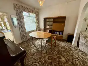 164 Ravenhill AvenueImage 3
