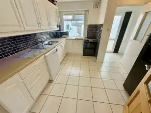 28 Downshire Park CentralImage 4