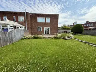 12 Lissan CloseImage 16