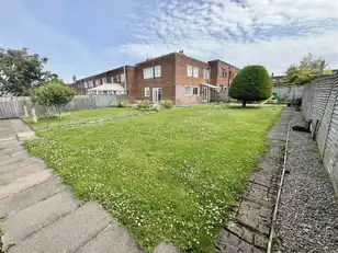 12 Lissan CloseImage 15
