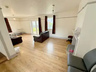 12 Lissan CloseImage 3