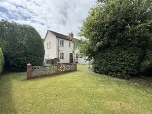36 Downshire Park CentralImage 13