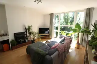 6 The CedarsImage 3