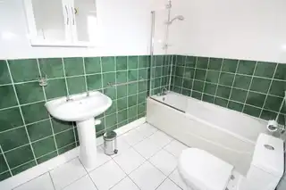 Apt 5, 18A Annadale AvenueImage 15