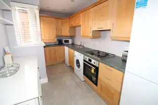 Apt 5, 18A Annadale AvenueImage 8