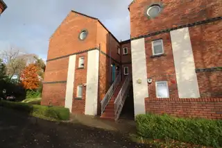 Apt 5, 18A Annadale AvenueImage 2