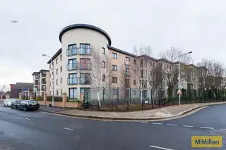 Image 1 for 13 Ballymacarrett Road