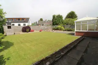 86 Old Manse RoadImage 16