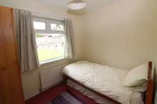 86 Old Manse RoadImage 12