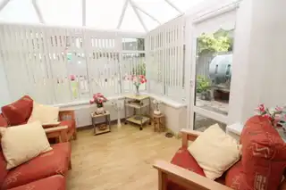 86 Old Manse RoadImage 9