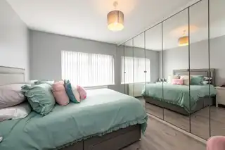9 Swanston GardensImage 20