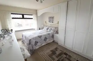 5 Elmfield RoadImage 8