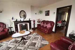 5 Elmfield RoadImage 3