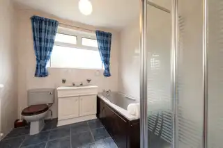 5 Lenamore CrescentImage 11
