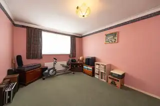 5 Lenamore CrescentImage 9