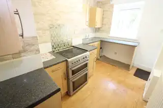 122 Annadale FlatsImage 4