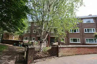 Image 1 for 122 Annadale Flats