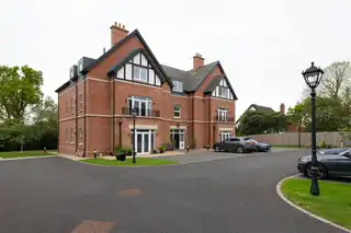 10 FoxburyImage 24