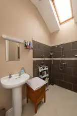 16 Downview AvenueImage 12