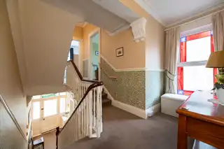 16 Downview AvenueImage 14