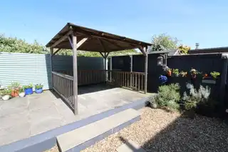 32 Lisbane DriveImage 18