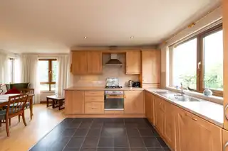 8 Spinnaker CourtImage 9