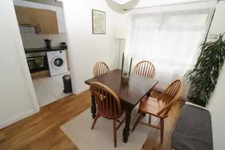 4 Brookvale DriveImage 5