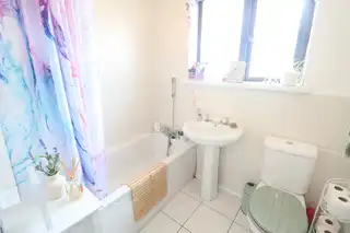 35B Kings AvenueImage 11