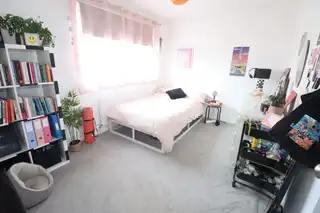 35B Kings AvenueImage 8