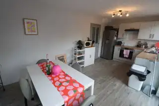 35B Kings AvenueImage 6
