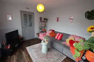 35B Kings AvenueImage 3
