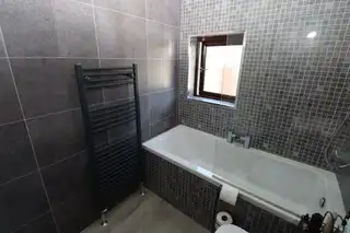 72 Ladbrook DriveImage 15