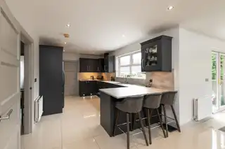 2 Clarke Lodge MewsImage 8