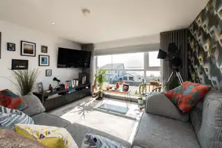 84 Shore RoadImage 8