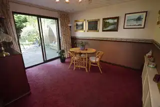 5 Glenburn ManorImage 9