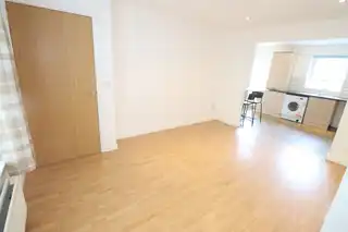 25 Alderley PlaceImage 3