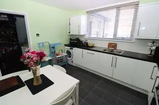 35 Glenvarna DriveImage 6
