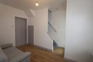 17 Acton StreetImage 2
