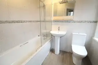 Flat 2 30, Kansas AvenueImage 14