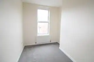 Flat 2 30, Kansas AvenueImage 12