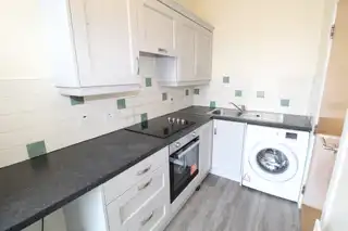Flat 2 30, Kansas AvenueImage 8