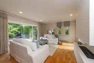 12B Lenamore AvenueImage 4