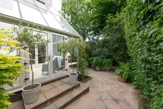 12B Lenamore AvenueImage 32