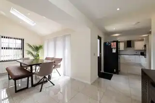 4 Elmwood GroveImage 9