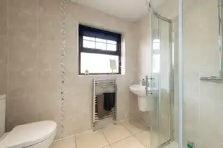 4 Elmwood GroveImage 20