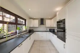 4 Elmwood GroveImage 7