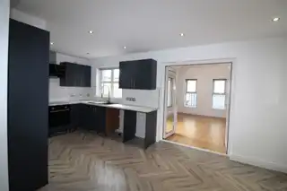 34 Mill GreenImage 7